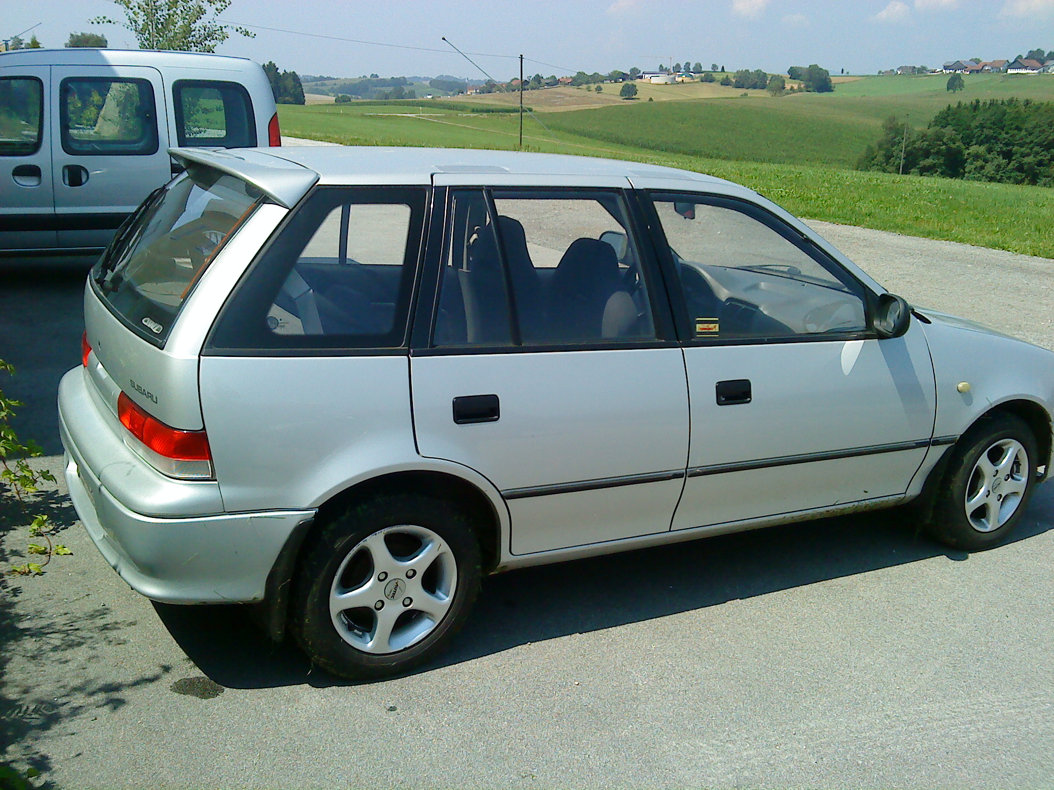 Subaru Justy technical specifications and fuel economy